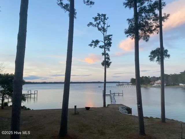 $585,000 | 20 Bay Point Road, Merritt, NC 28556