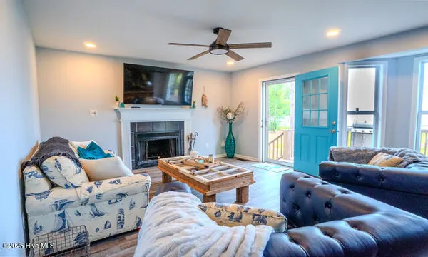 $585,000 | 20 Bay Point Road, Merritt, NC 28556