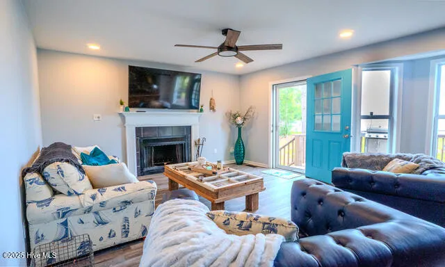 $585,000 | 20 Bay Point Road, Merritt, NC 28556