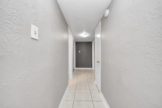 $199,999 | 547 Walston Lane, Houston, TX 77060