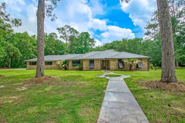 7 Royal 18th Drive Slidell, LA 70460 - Photo 1 of 57