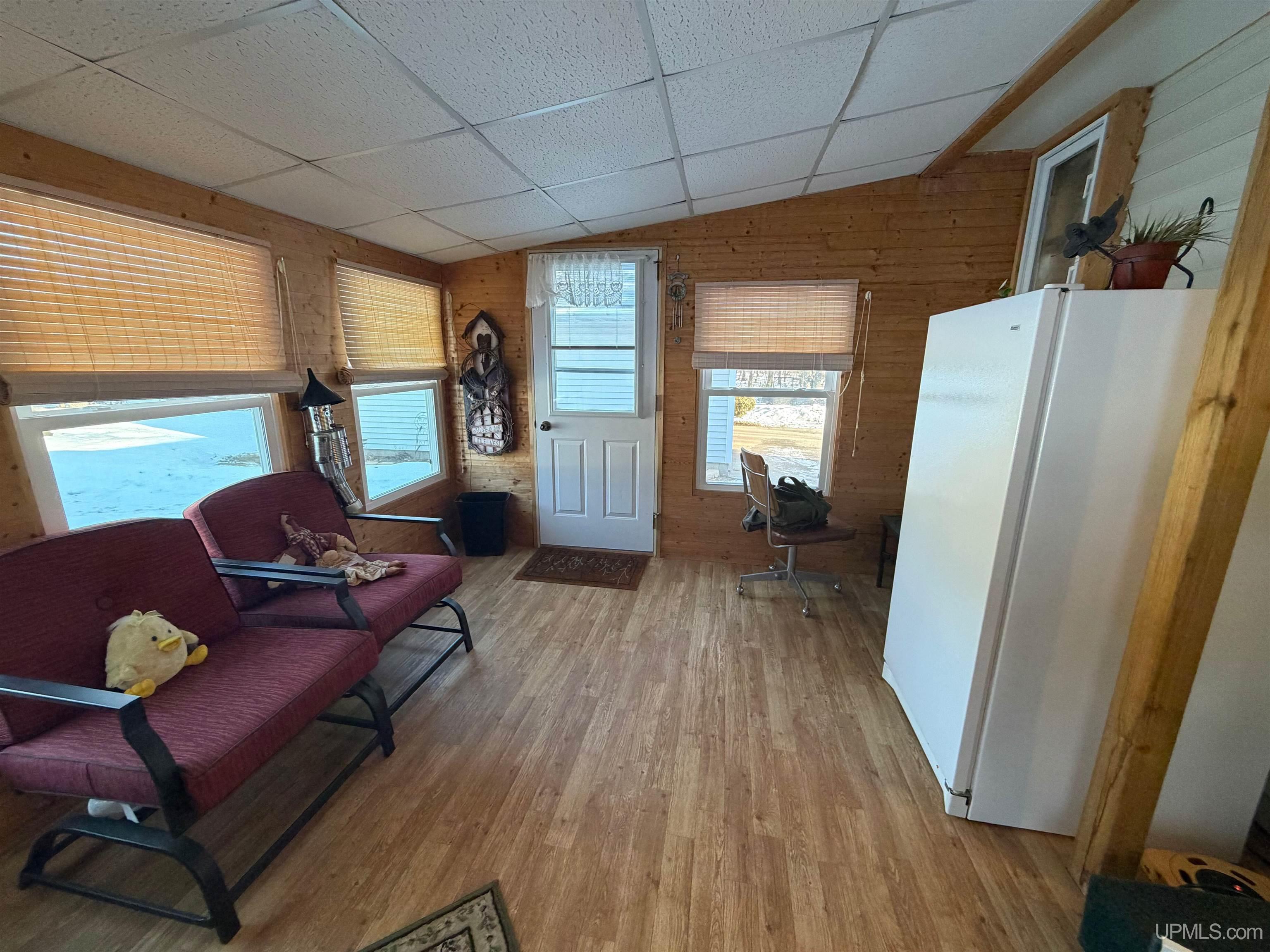 8317 Venture P 2 Gladstone, MI 49837 - Photo 18 of 30