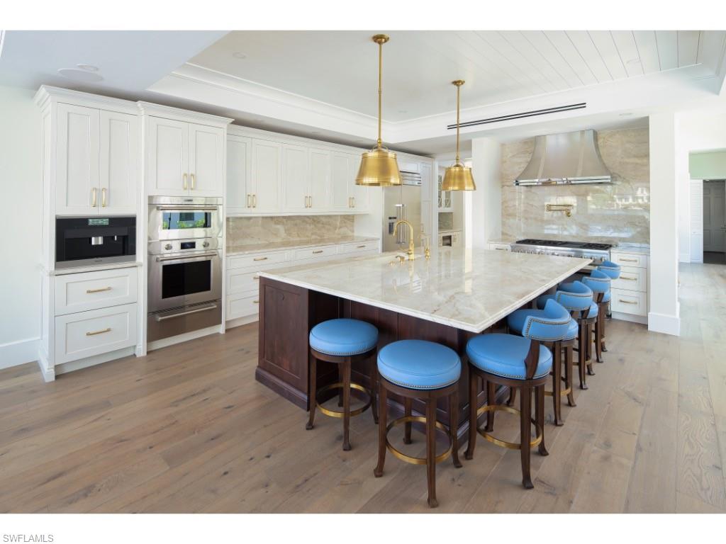 3540 Gin Lane Naples, FL 34102 - Photo 3 of 17