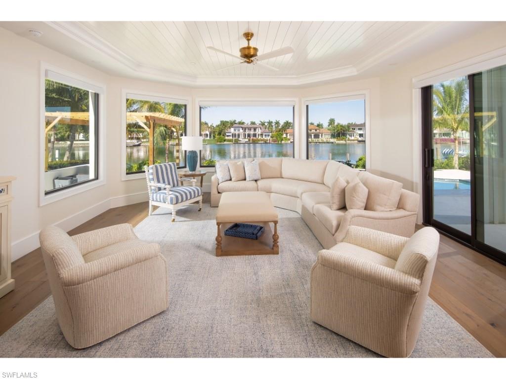 3540 Gin Lane Naples, FL 34102 - Photo 4 of 17