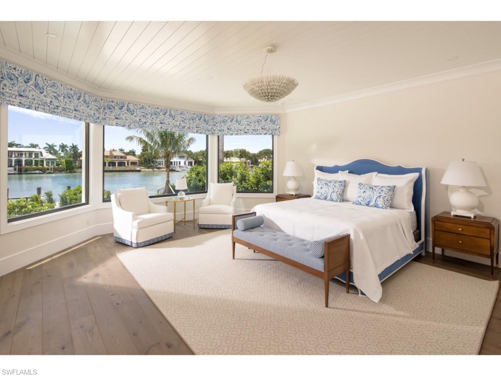 3540 Gin Lane Naples, FL 34102 - Photo 8 of 17