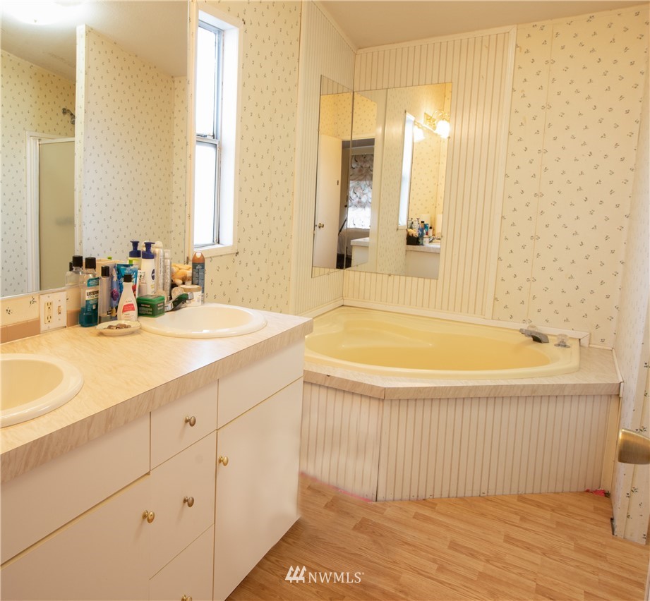 8832 Neppel Road Northeast Moses Lake, WA 98837 - Photo 14 of 37 Gallery Image 14