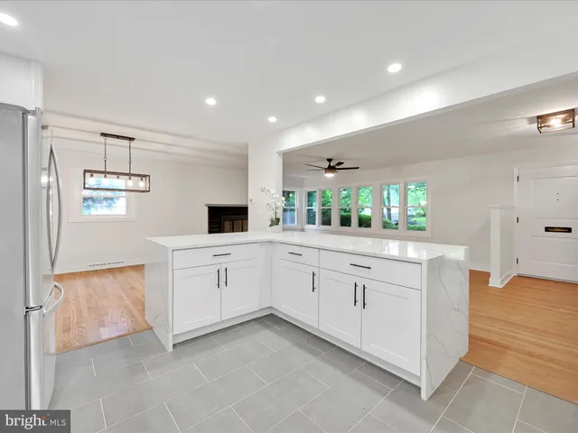 $564,900 | 1020 Wyomissing Boulevard, Wyomissing, PA 19610