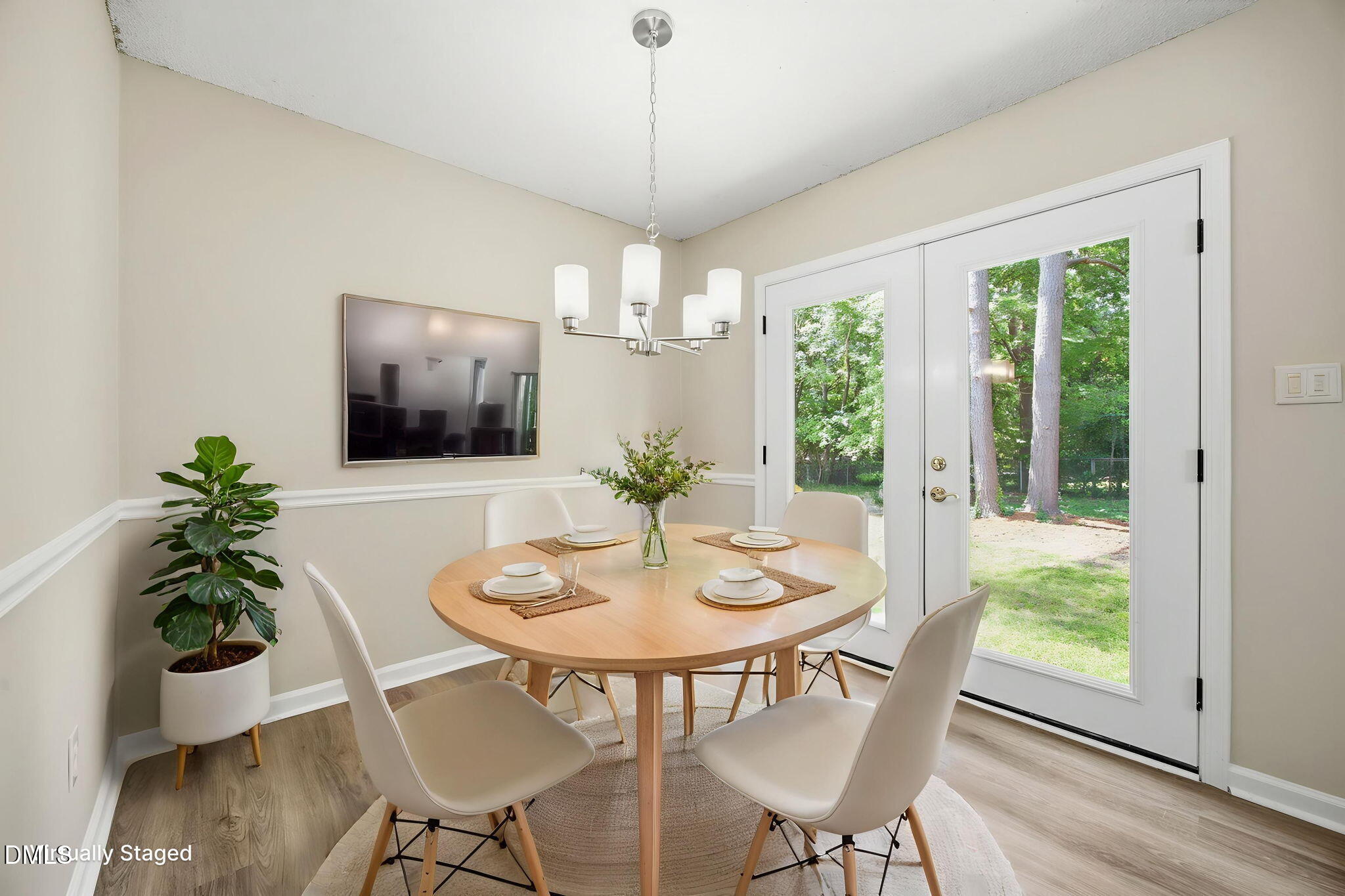 2729 West Talbot Court Raleigh, NC 27610 - Photo 6 of 30 Dining Room