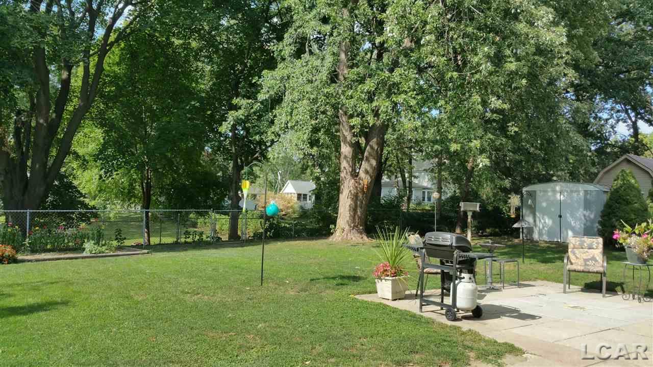 108 Gibson Street Clinton, MI 49236 - Photo 3 of 19 Gallery Image 3
