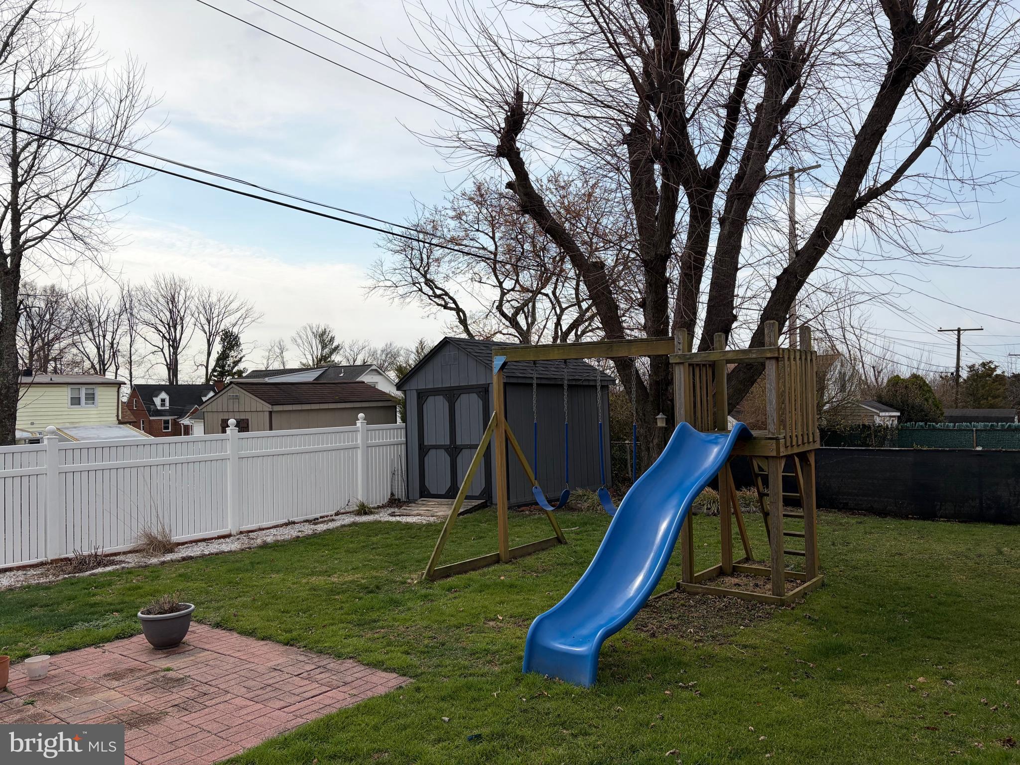 1821 Weyburn Road Baltimore, MD 21237 - Photo 3 of 4