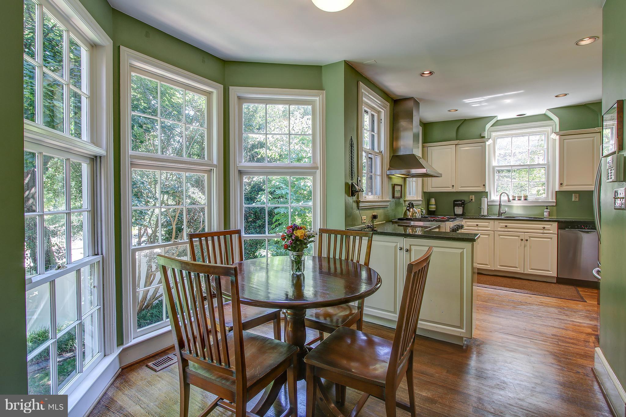 1401 Locust Road Northwest Washington, DC 20012 - Photo 11 of 30 Interior (General)