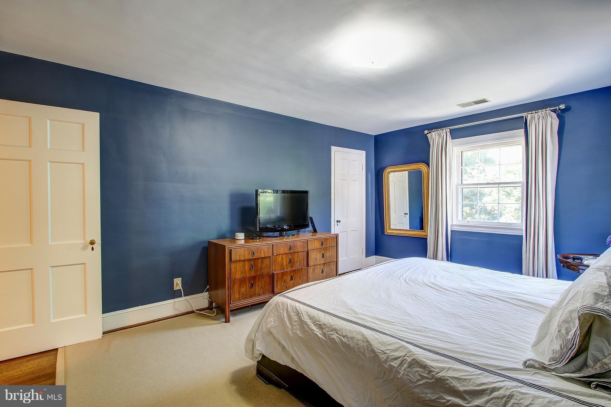 1401 Locust Road Northwest Washington, DC 20012 - Photo 17 of 30 Bedroom (Master)