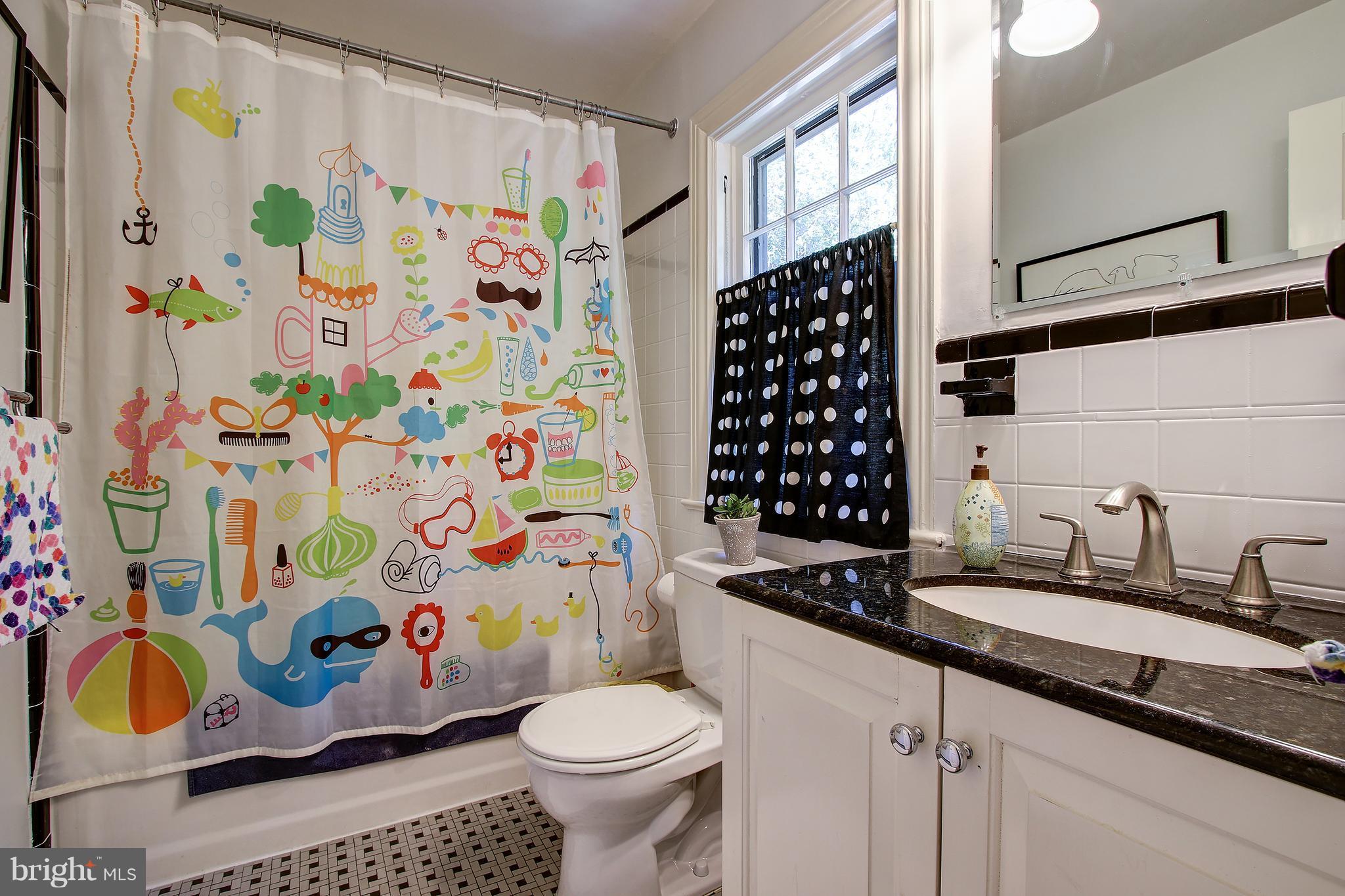 1401 Locust Road Northwest Washington, DC 20012 - Photo 22 of 30 Bath