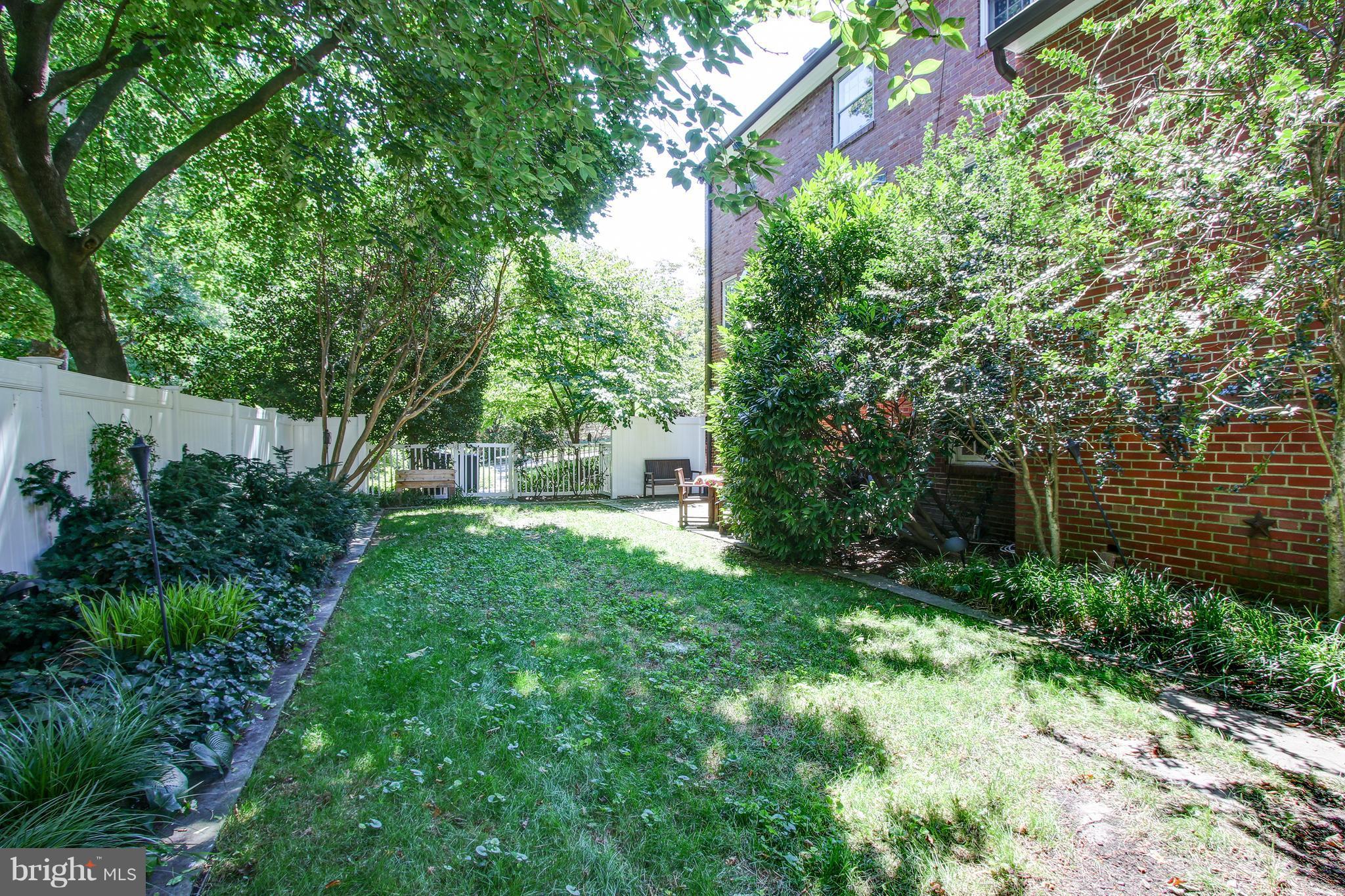 1401 Locust Road Northwest Washington, DC 20012 - Photo 28 of 30 Exterior (Rear)