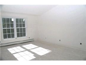 17 Ridgeview Condos, Unit 17 Rochester, NH 03939 - Photo 4 of 7