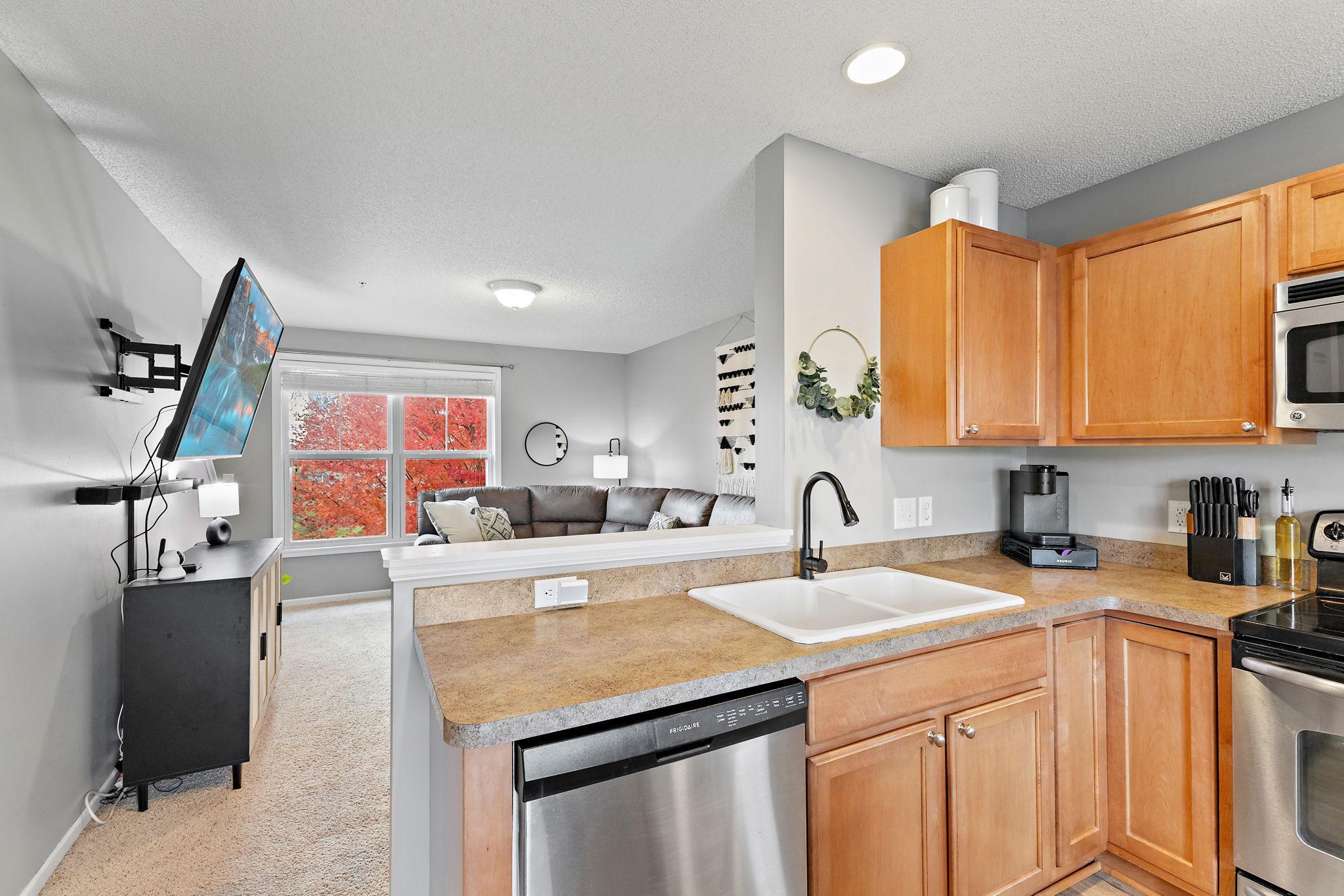 3115 Clover Ridge Drive Chaska, MN 55318 - Photo 16 of 39