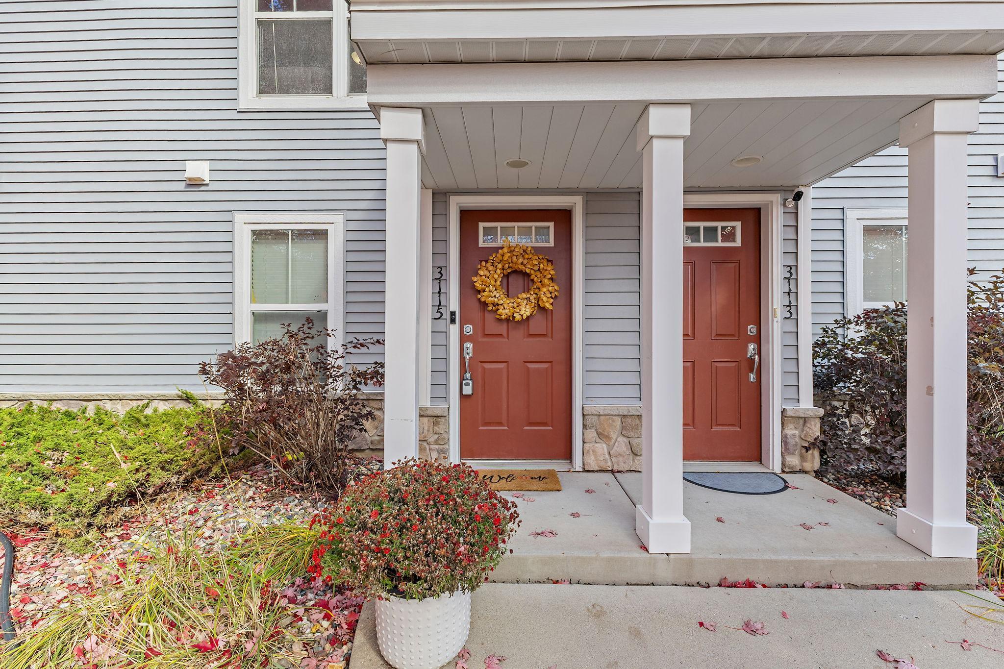 3115 Clover Ridge Drive Chaska, MN 55318 - Photo 2 of 39