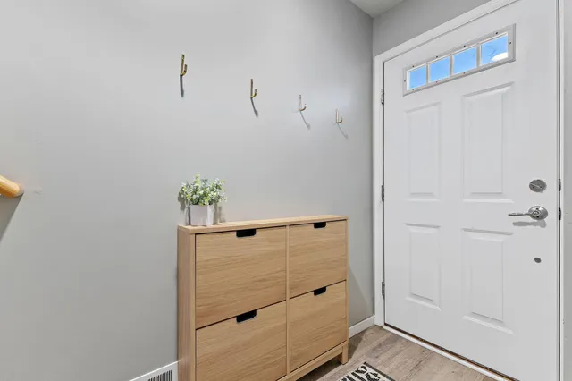 $225,000 | 3115 Clover Ridge Drive, Chaska, MN 55318