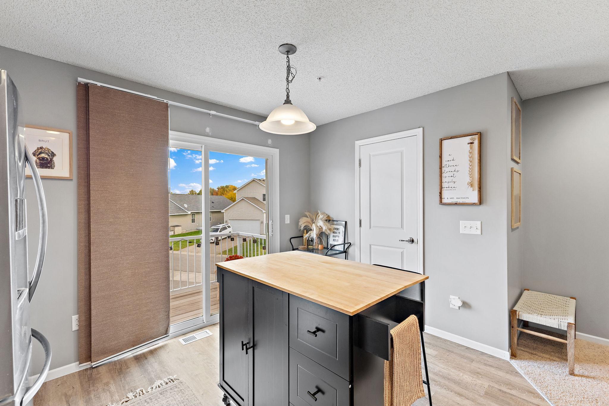 3115 Clover Ridge Drive Chaska, MN 55318 - Photo 9 of 39