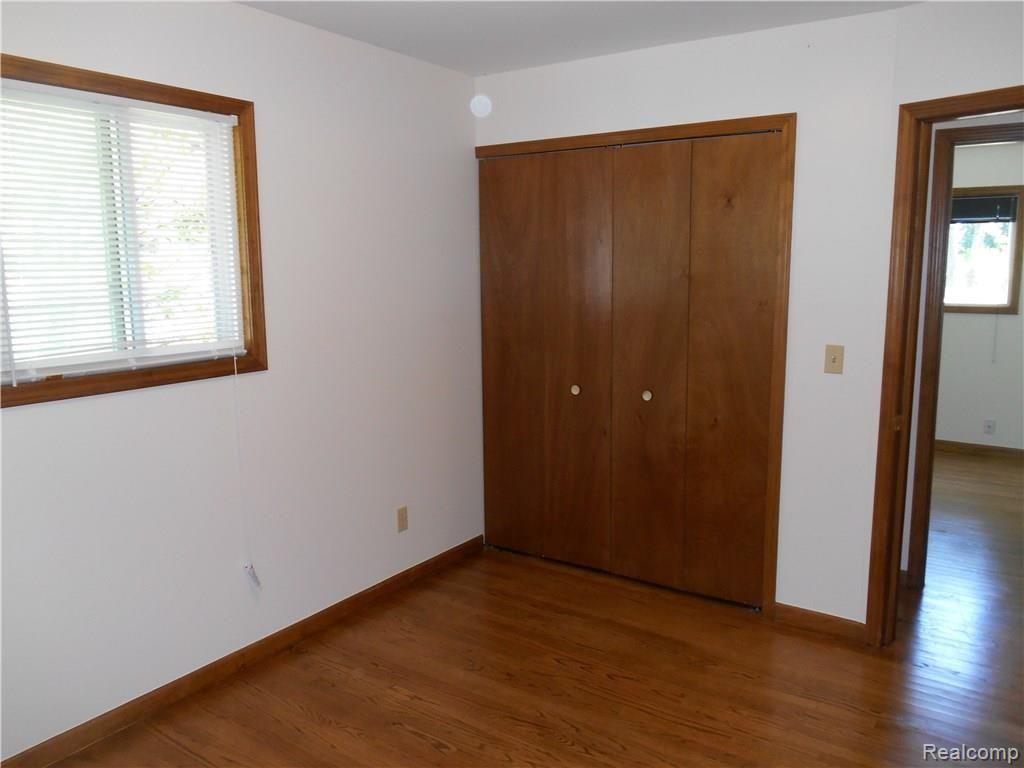 25754 Peter Kaltz Road Warren, MI 48091 - Photo 28 of 68 BEDROOM #2 VIEW OF CLOSET AND ENTRY DOORWAY