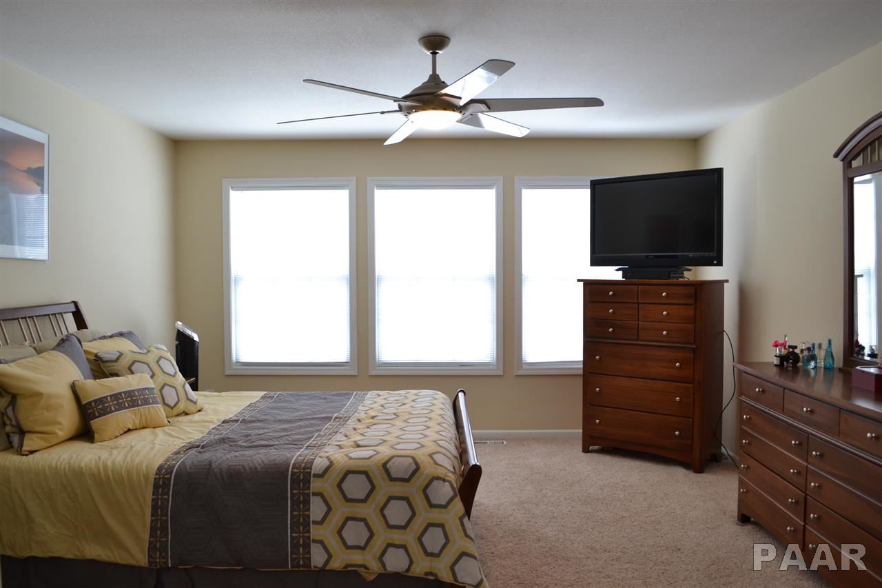 1623 West Geneva Road Peoria, IL 61615 - Photo 12 of 22 Gallery Image 12