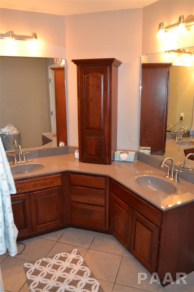 1623 West Geneva Road Peoria, IL 61615 - Photo 14 of 22 Gallery Image 14