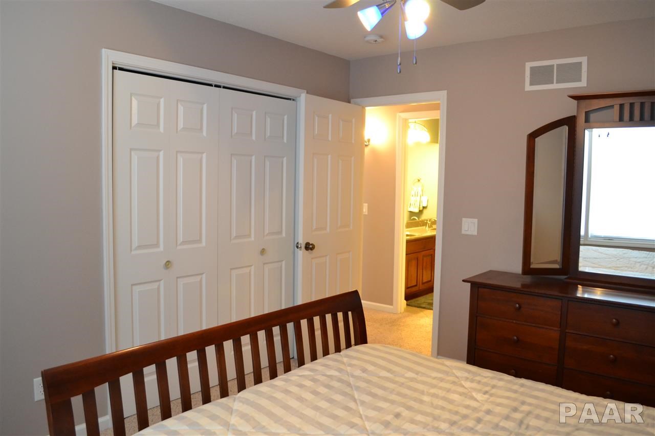 1623 West Geneva Road Peoria, IL 61615 - Photo 16 of 22 Gallery Image 16