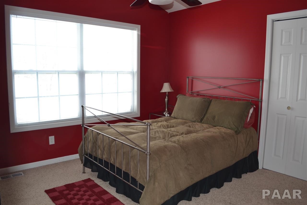 1623 West Geneva Road Peoria, IL 61615 - Photo 17 of 22 Gallery Image 17