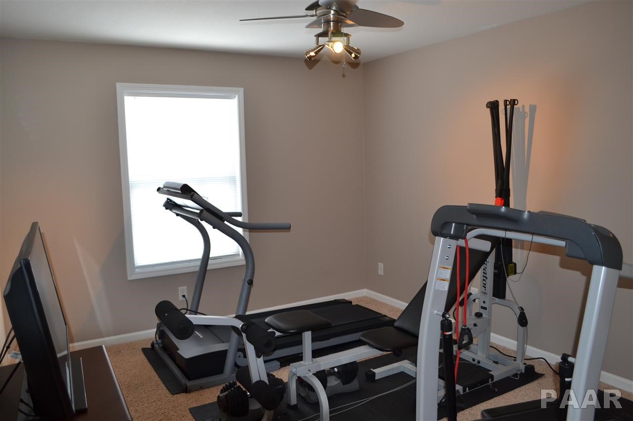 1623 West Geneva Road Peoria, IL 61615 - Photo 18 of 22 Gallery Image 18
