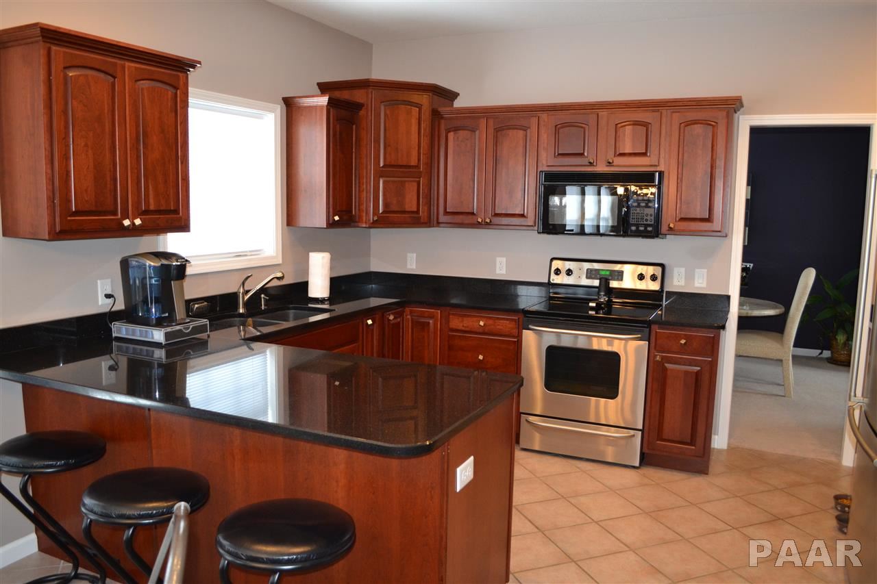 1623 West Geneva Road Peoria, IL 61615 - Photo 8 of 22 Gallery Image 8
