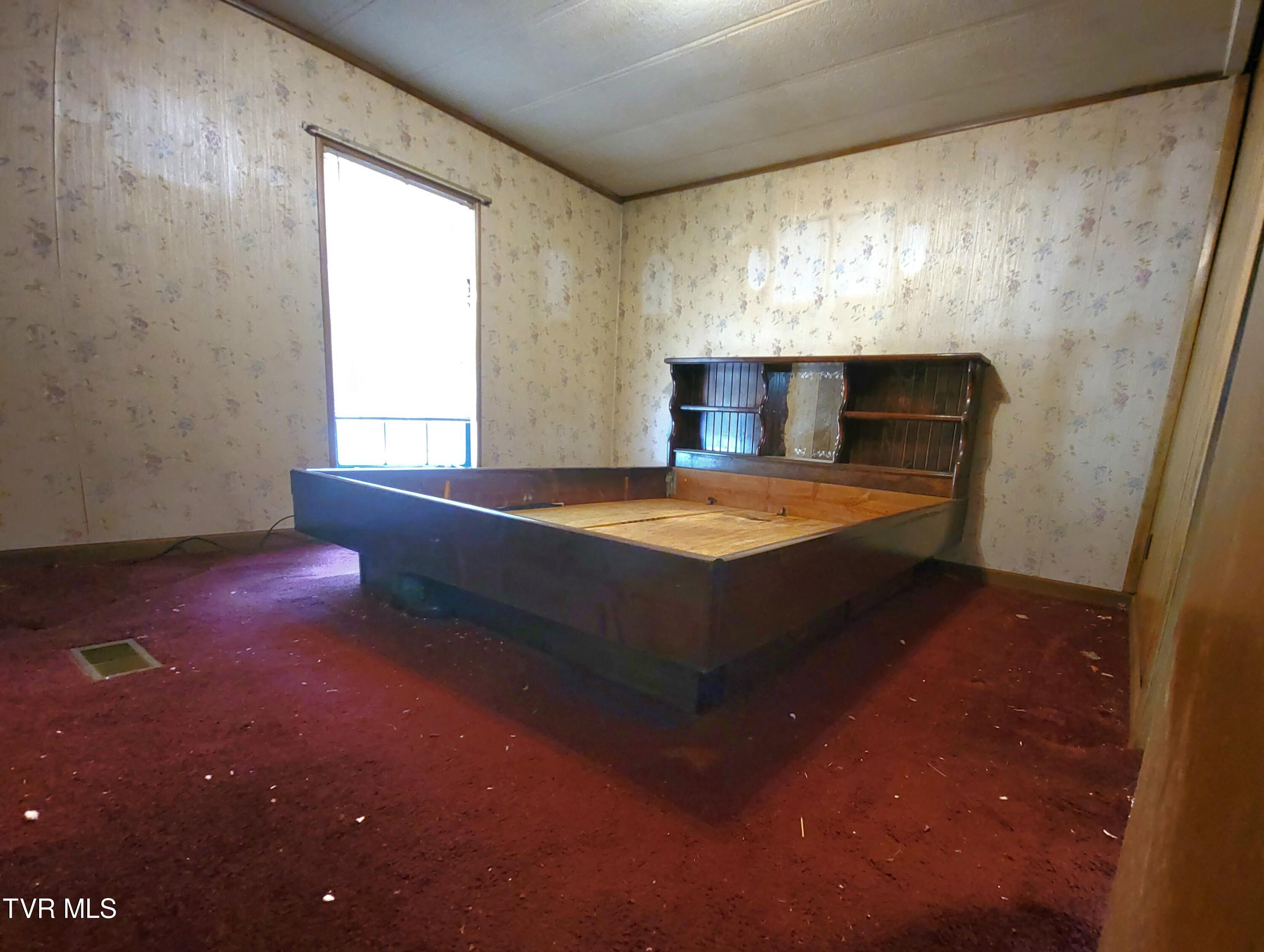 368 Charlie Hicks Road Jonesborough, TN 37659 - Photo 16 of 29 20240530_142252