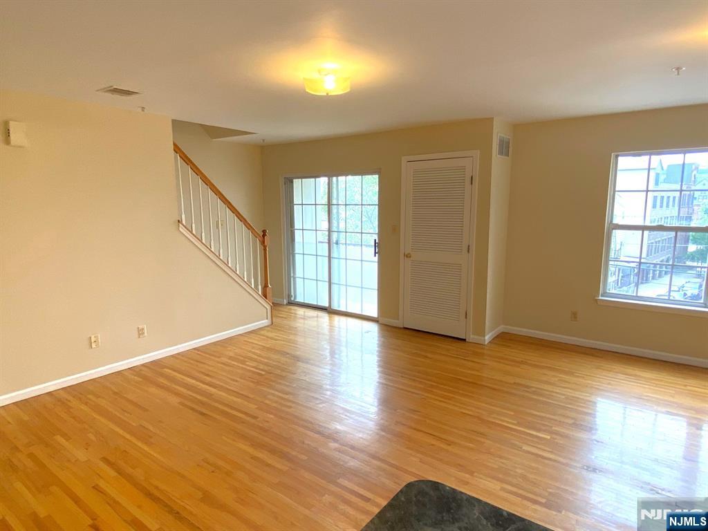 76 Union Street, Unit A10 Newark, NJ 07105 - Photo 9 of 22