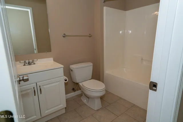 $1,500 | 22407 Freddie Frank Road, Unit B, Long Beach, MS 39560