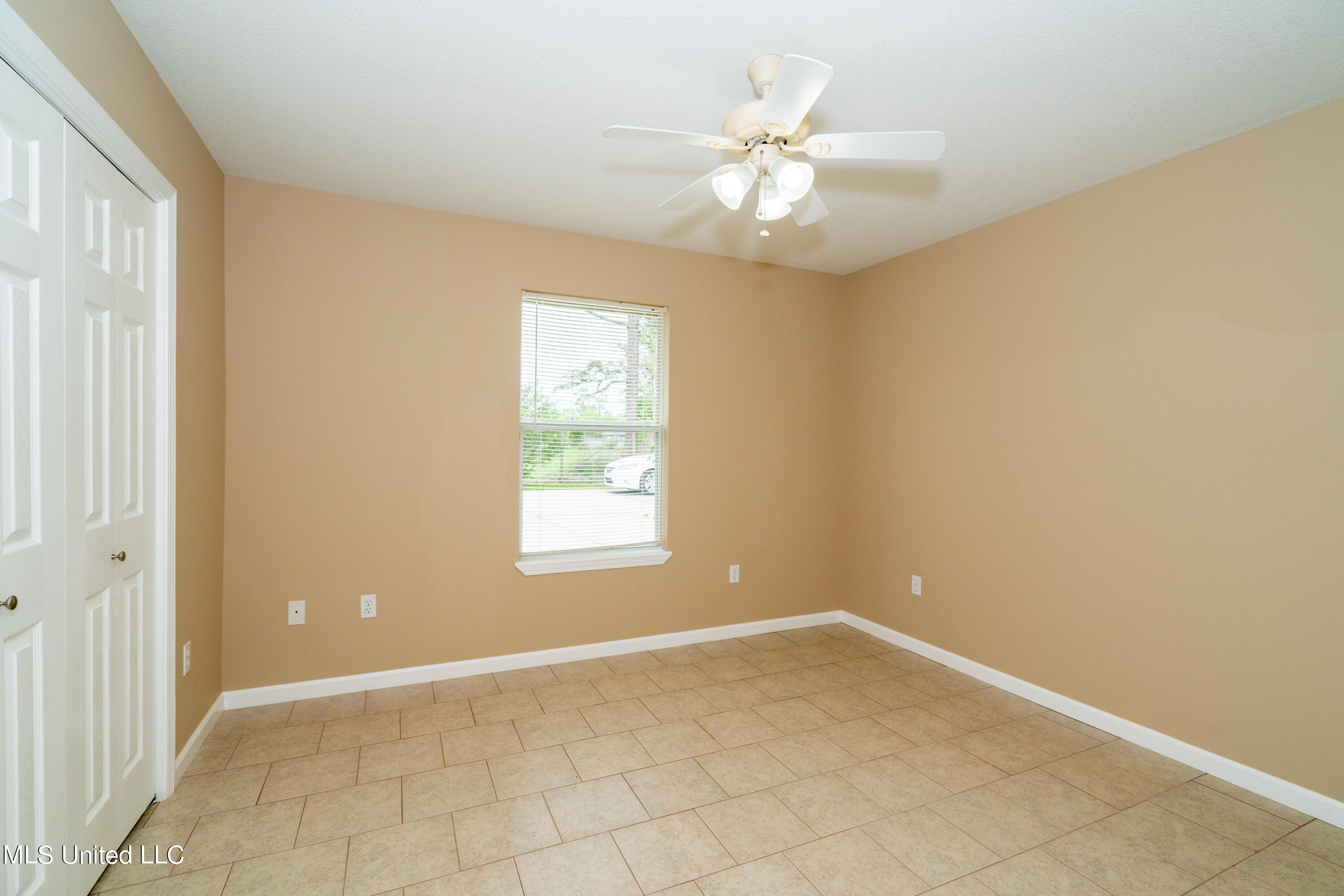 22407 Freddie Frank Road, Unit B Long Beach, MS 39560 - Photo 12 of 17 22407 Freddy Frank Road-01857