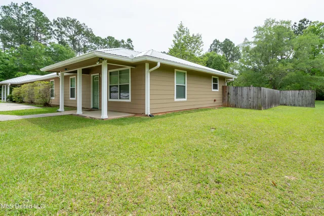 $1,500 | 22407 Freddie Frank Road, Unit B, Long Beach, MS 39560