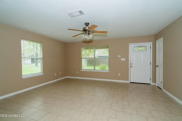 $1,500 | 22407 Freddie Frank Road, Unit B, Long Beach, MS 39560