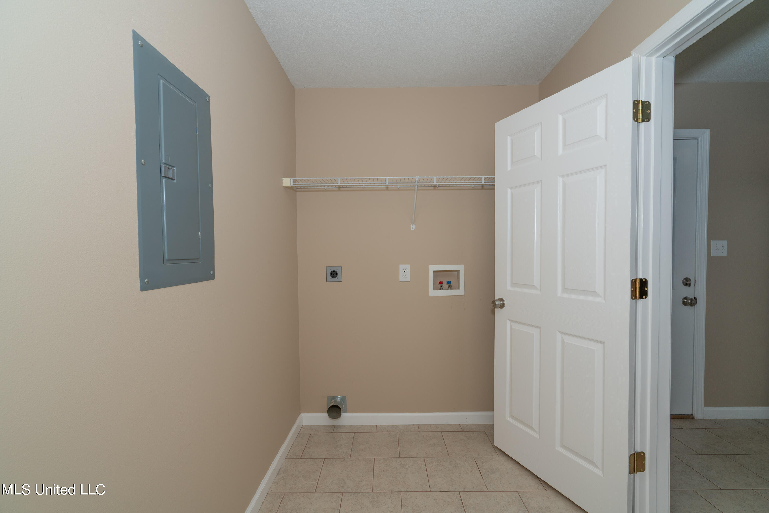 22407 Freddie Frank Road, Unit B Long Beach, MS 39560 - Photo 9 of 17 22407 Freddy Frank Road-01845