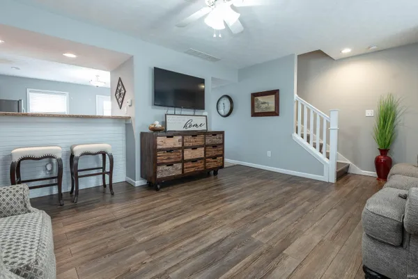 $279,900 | 2578 South Flat Rock Road, Bloomington, IN 47403