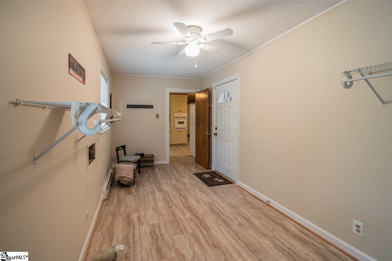 429 Allgood Bridge Road Pickens, SC 29671 - Photo 14 of 36