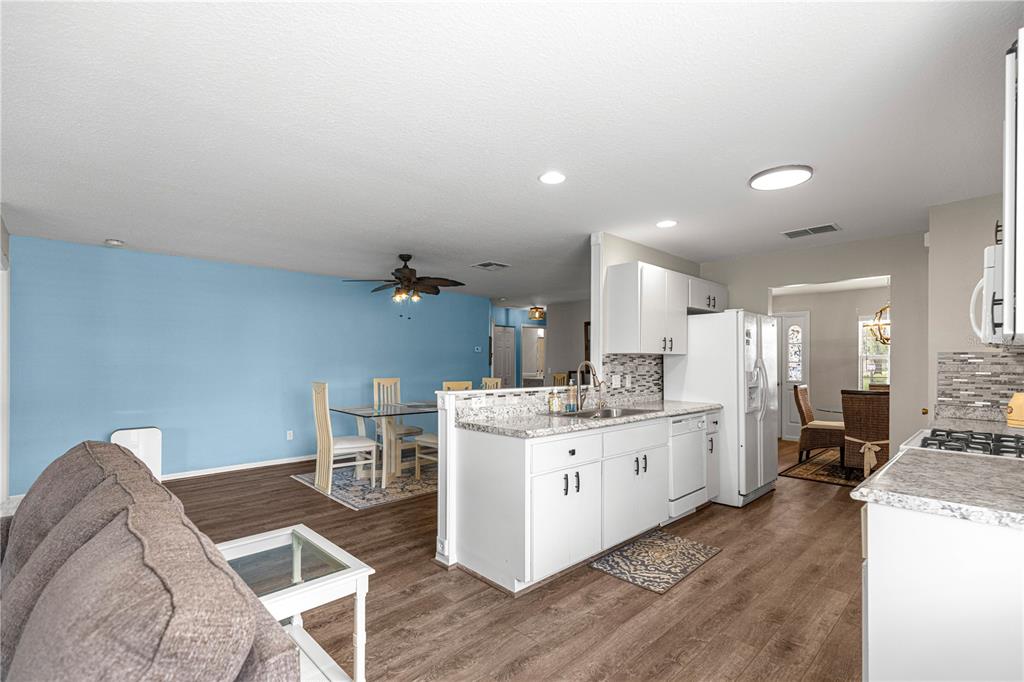 9815 Southwest 92nd Place Road Ocala, FL 34481 - Photo 13 of 39