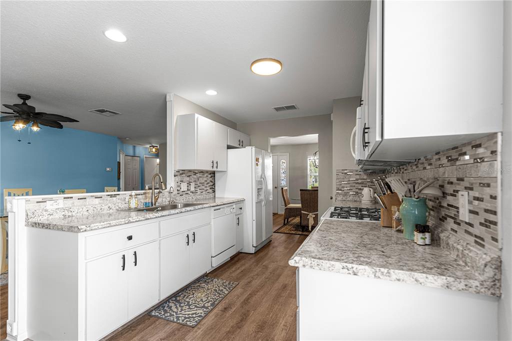 9815 Southwest 92nd Place Road Ocala, FL 34481 - Photo 14 of 39