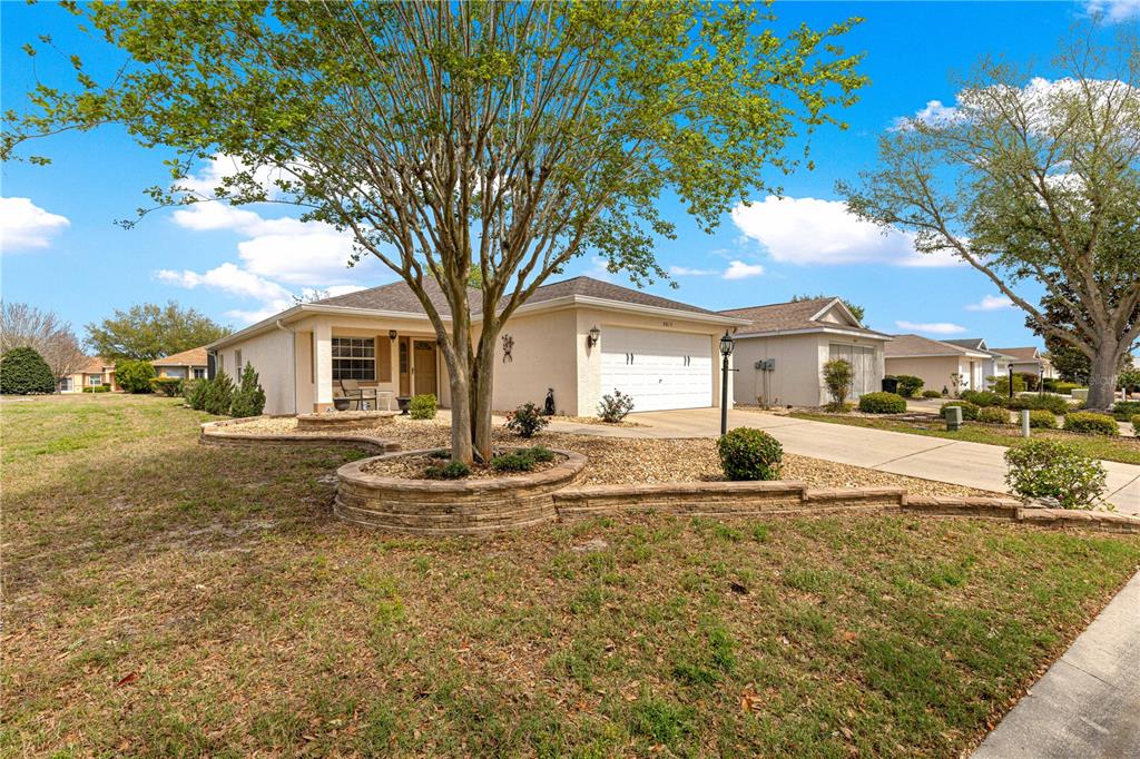 9815 Southwest 92nd Place Road Ocala, FL 34481 - Photo 5 of 39