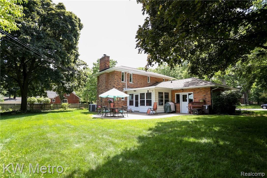 4032 Wakefield Road Berkley, MI 48072 - Photo 32 of 35 Wakefield-32.jpg
