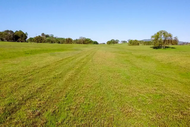 $2,500,000 | 35294 Ruth Hill Road, Clovis, CA 93619