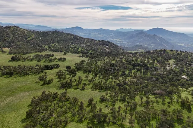 $2,500,000 | 35294 Ruth Hill Road, Clovis, CA 93619