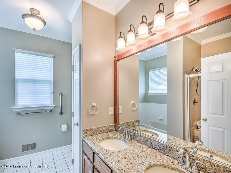 21 Wordsworth Road Brick, NJ 08724 - Photo 21 of 32 021_MASTER BATHROOM