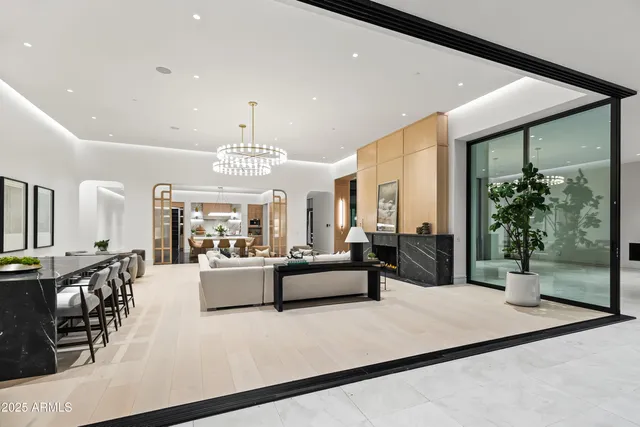 $12,500,000 | 3653 East El Camino Sin Nombre, Paradise Valley, AZ 85253