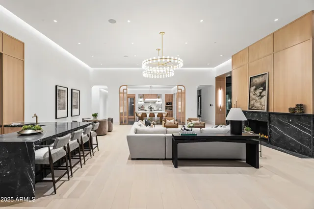 $12,500,000 | 3653 East El Camino Sin Nombre, Paradise Valley, AZ 85253