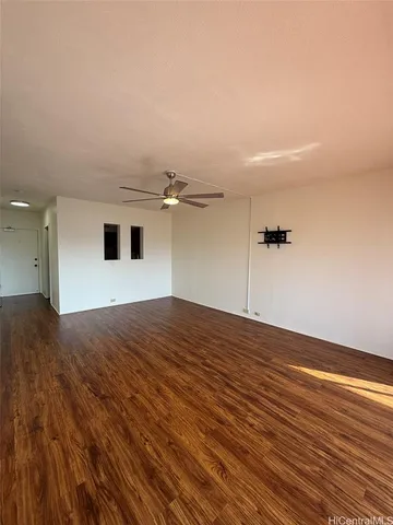 $3,500 | 1001 Wilder Avenue, Unit 802, Honolulu, HI 96822