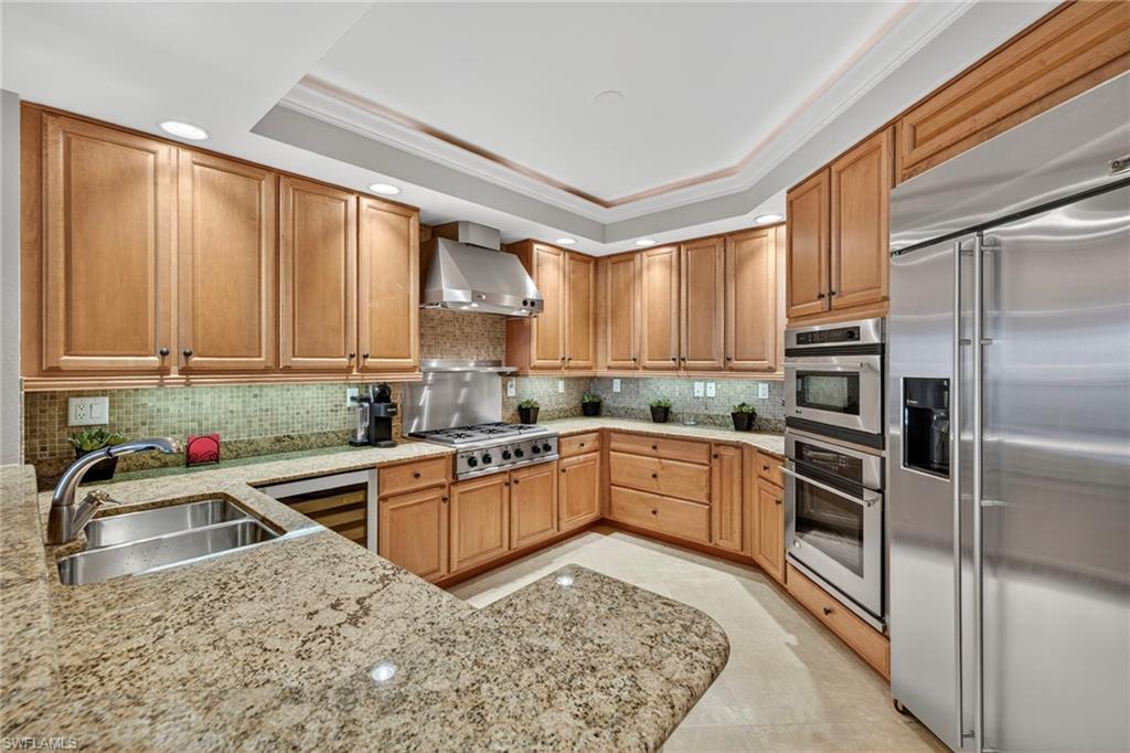 285 Grande Way, Unit 705 Naples, FL 34110 - Photo 11 of 44